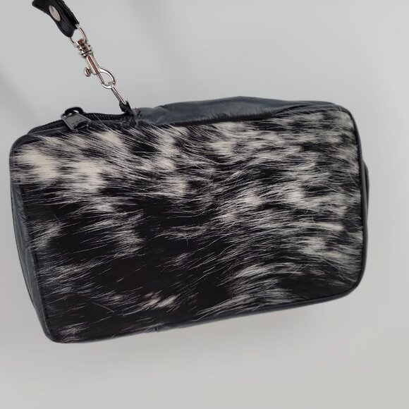 ✨Faux Fur Evening Clutch – Black & White Textured Haircalf Style – Holiday Glam✨ - Picture 3 of 9
